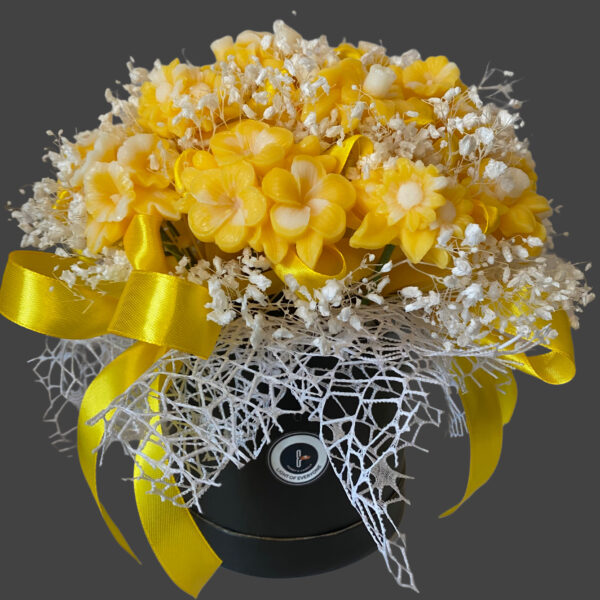 4KF Luxurious handcrafted Wax Melts Bouquet - Image 2
